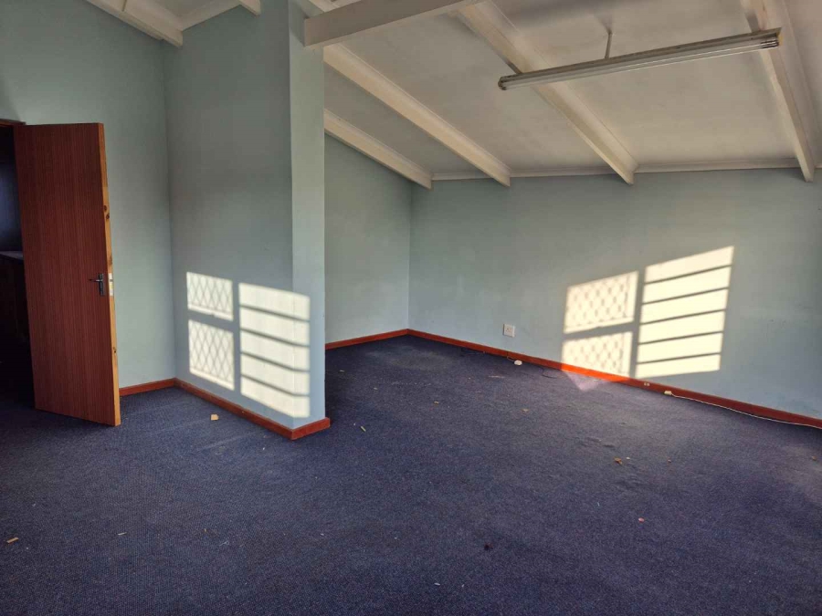 Commercial Property for Sale in Da Nova Western Cape